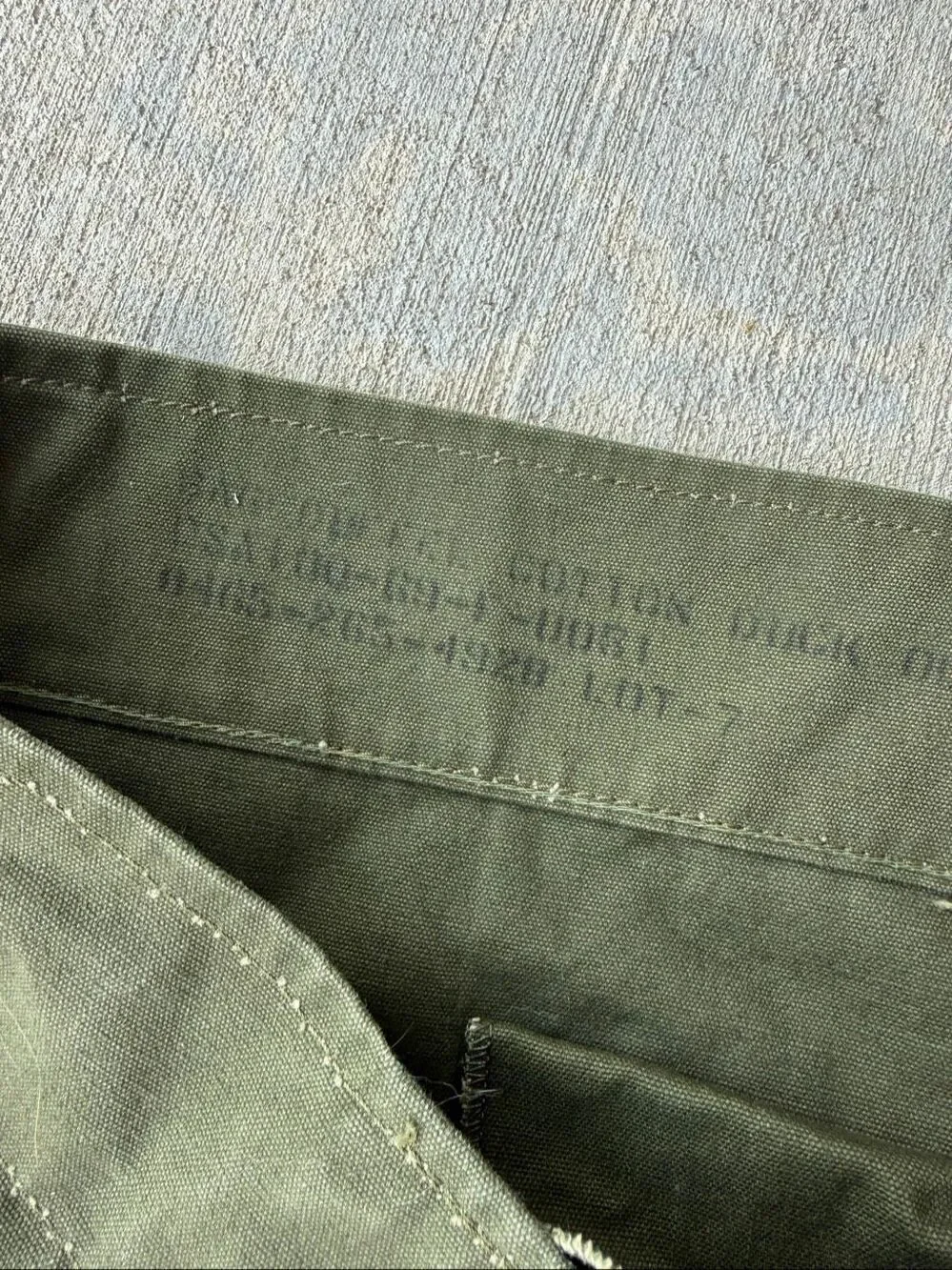 Vintage US Military Canvas Duffel Bag Top Load Army Surplus Olive Drab OD